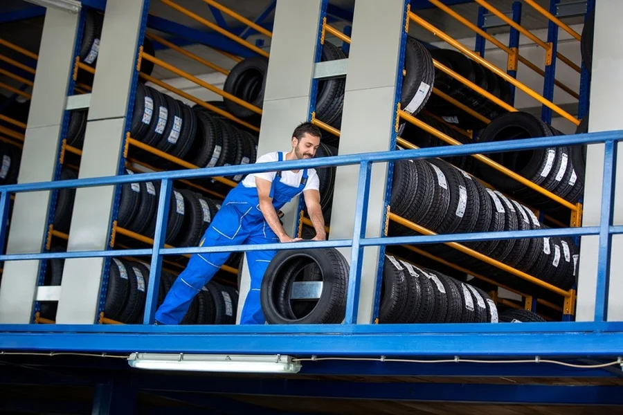 Signs Your Tires Require Immediate Change in Inglewood, CA Signs Your Tires Require Immediate Change in Inglewood, CA
